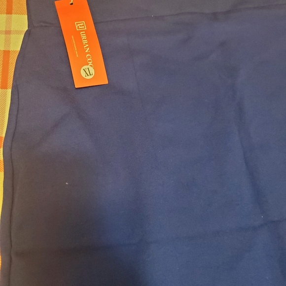 Women's Knee Length Fitted Skirt - Picture 5 of 6